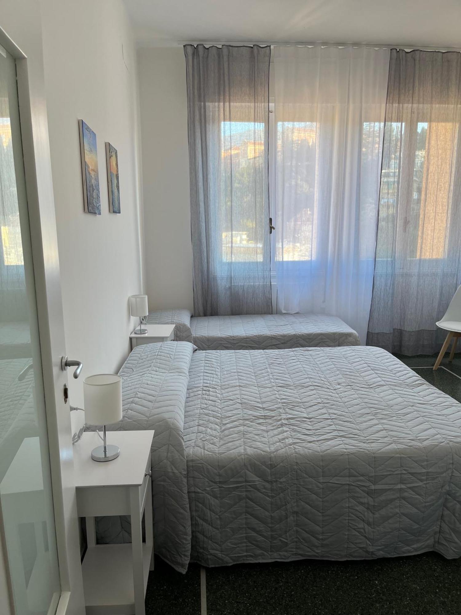 Ferienwohnung Gaslini Sea House Genua Exterior foto